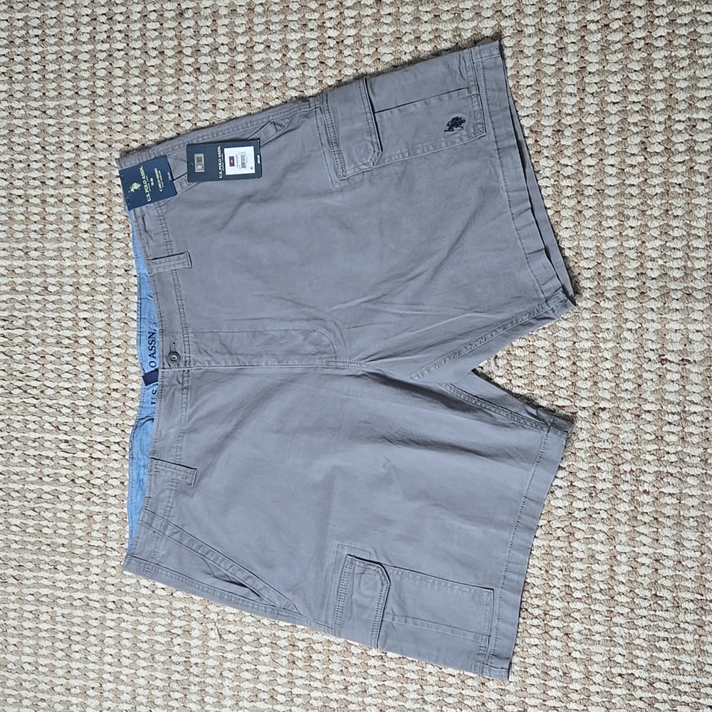 US Polo Assn Cargo Shorts 9.5 Inseam Island Fog Size 46 Plus Size Shorts